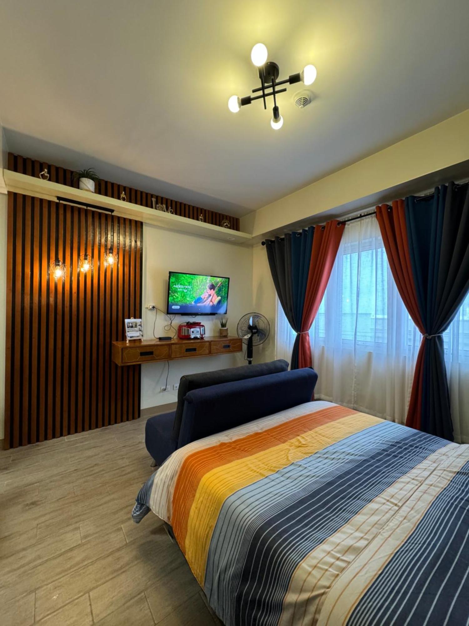 Condo Home With Fast Wifi In Bacolod City ภายนอก รูปภาพ